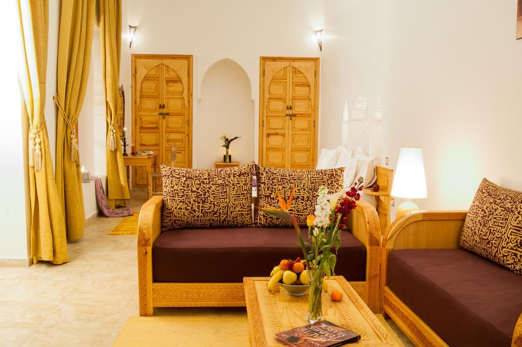 Riad Sougtani Tazrou Ngoại thất bức ảnh